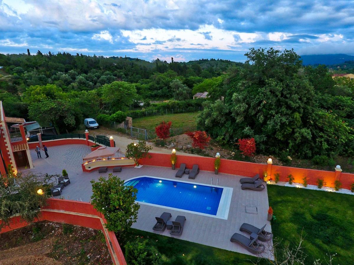 Villa Alex Sinarádes Exterior foto