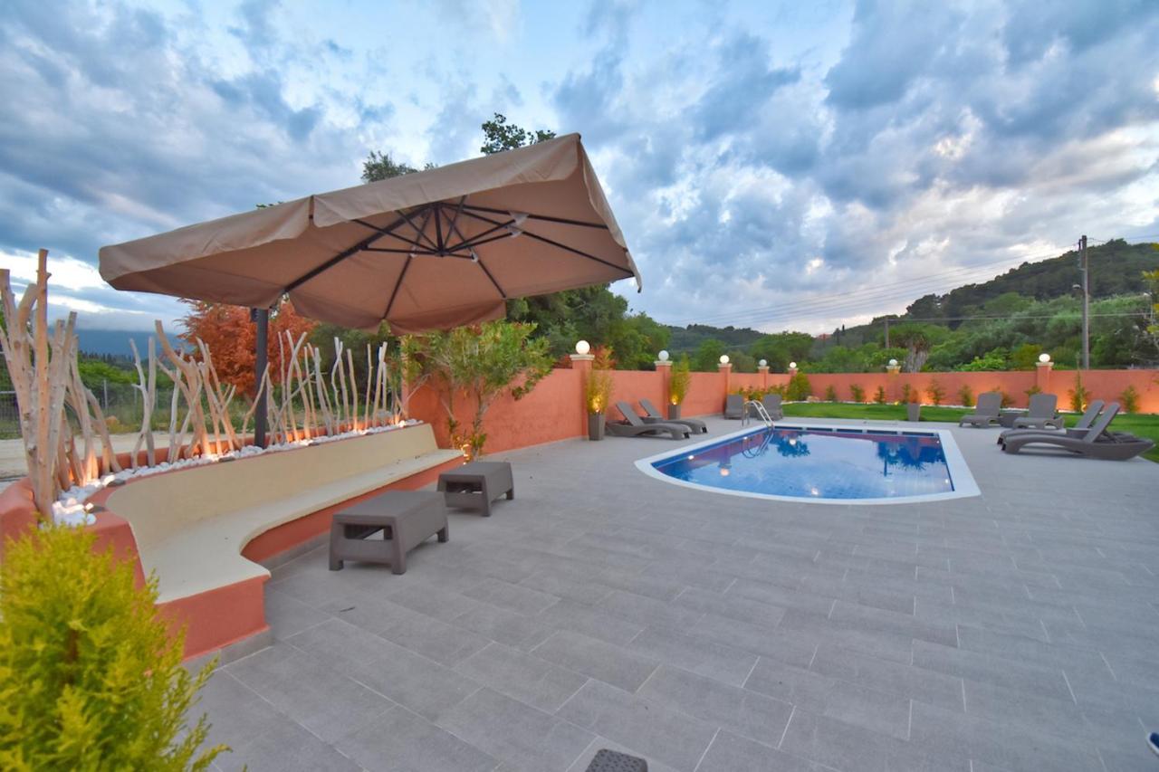 Villa Alex Sinarádes Exterior foto